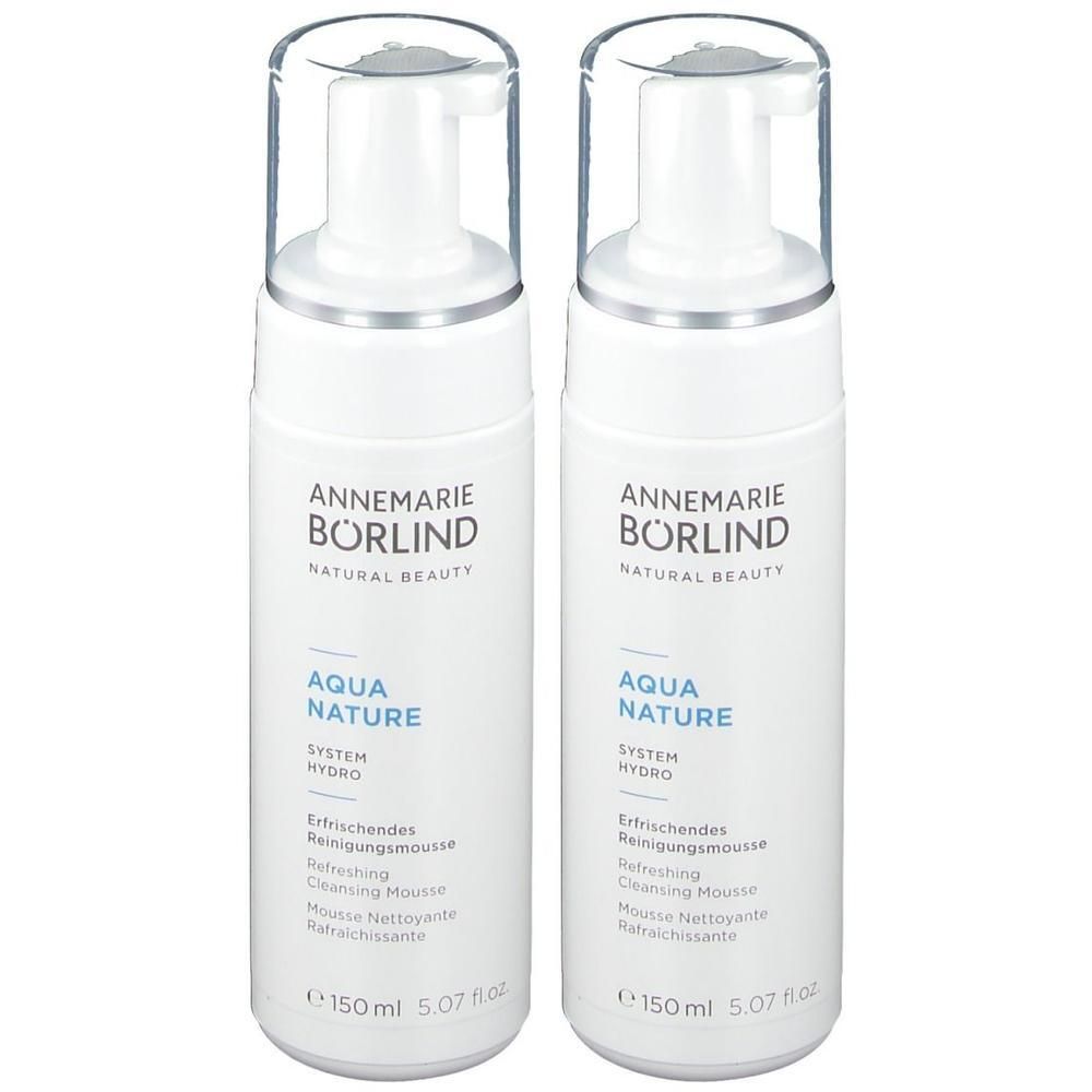 Zwei weiße Pumpspender mit Annemarie Börlind Aqua Nature Reinigungsmousse, je 150 ml.