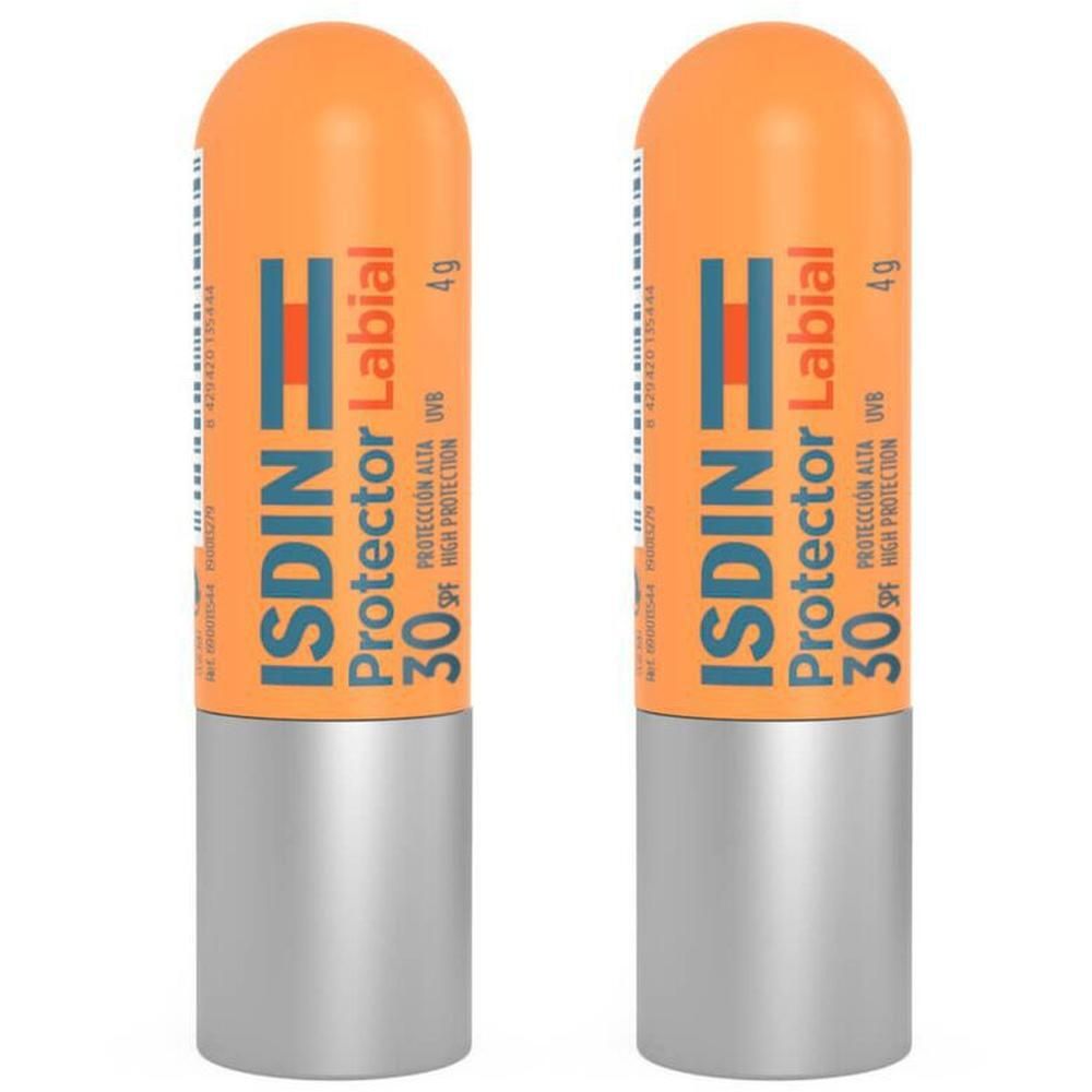 Zwei orangefarbene Lippenpflegestifte mit silbernen Hülsen. Aufschrift: ISDIN Protector Labial 30 SPF.