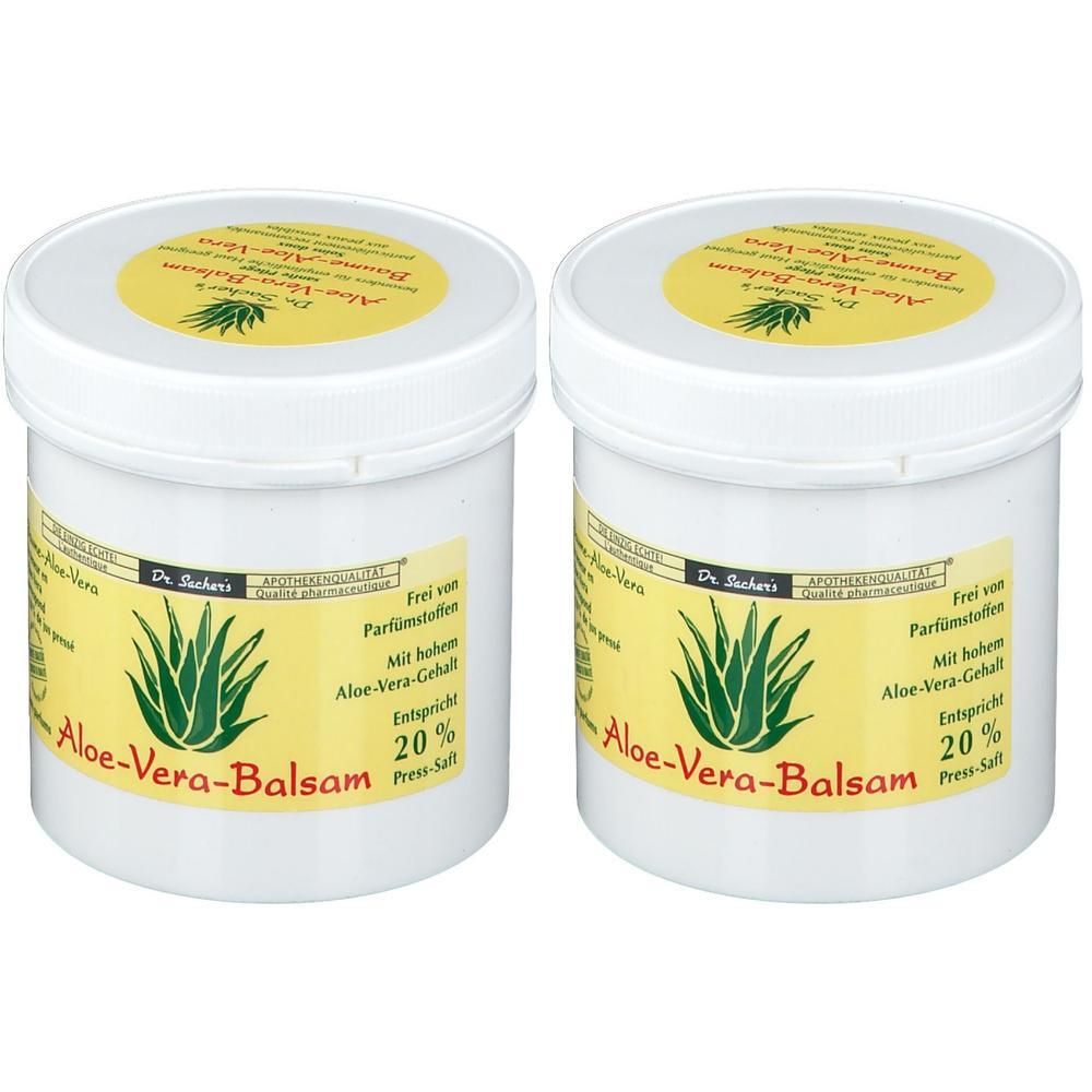 Zwei weiße Tiegel mit gelben Etiketten. Aufschrift: Aloe-Vera-Balsam 20%. Logo: Aloe-Vera-Pflanze. Deckel mit gelbem Aufkleber.