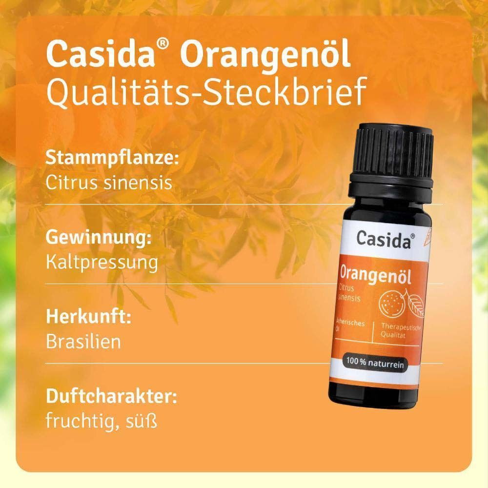Eine Flasche Casida® Orangenöl. Braune Glasflasche mit schwarzem Deckel. Etikett mit Aufschrift: Orangenöl, Citrus sinensis, 100% naturrein.