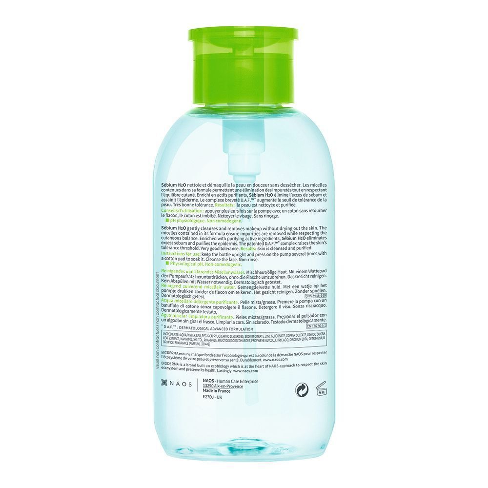Rückseite der BIODERMA Sebium H2O Flasche. Text in mehreren Sprachen. Transparente Flasche.