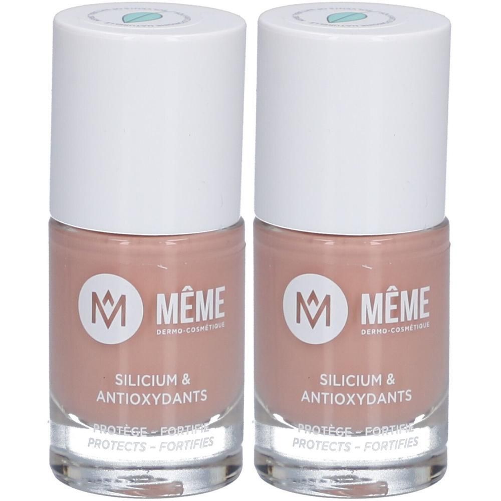 Zwei Flaschen MEME Silicium Nagellack, Farbton Beige Blush. Mit weißem Deckel und Logo.