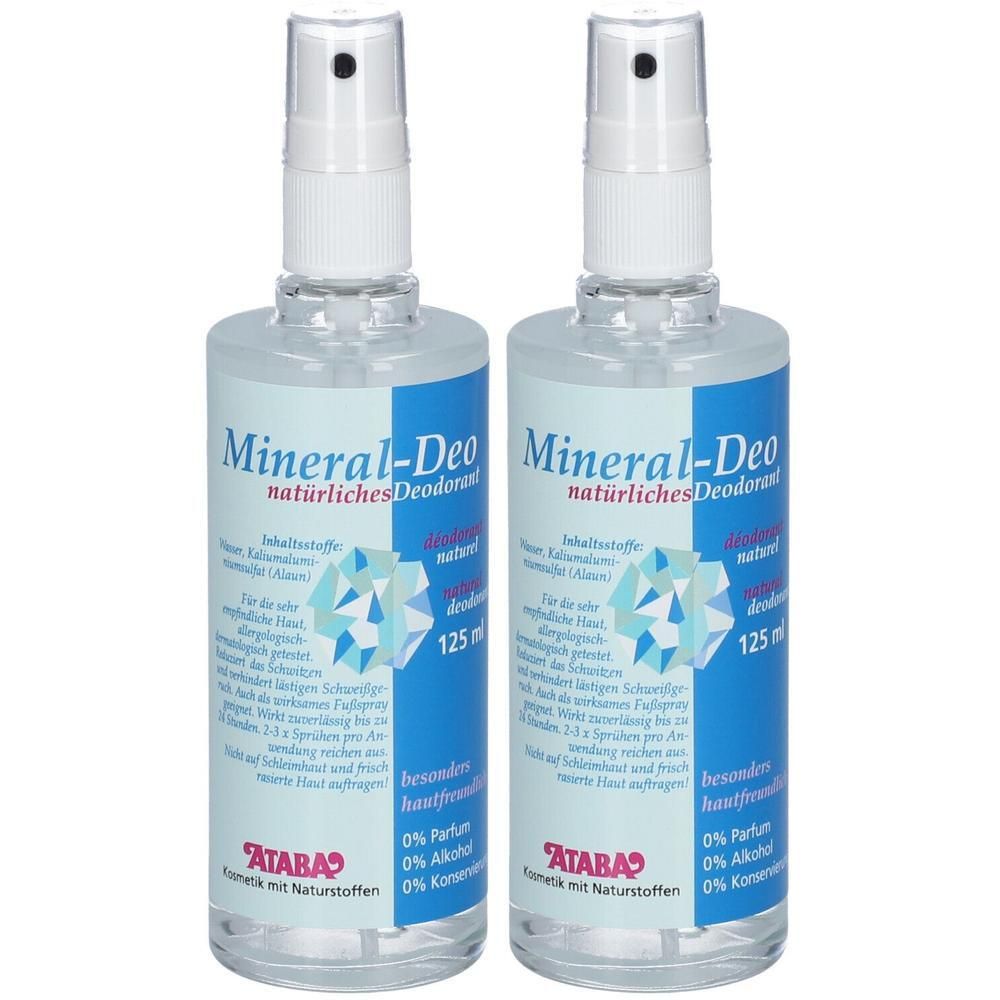 Zwei transparente Sprühflaschen mit weißem Sprühkopf. Auf den Etiketten steht "Mineral-Deo" und "ATABA".