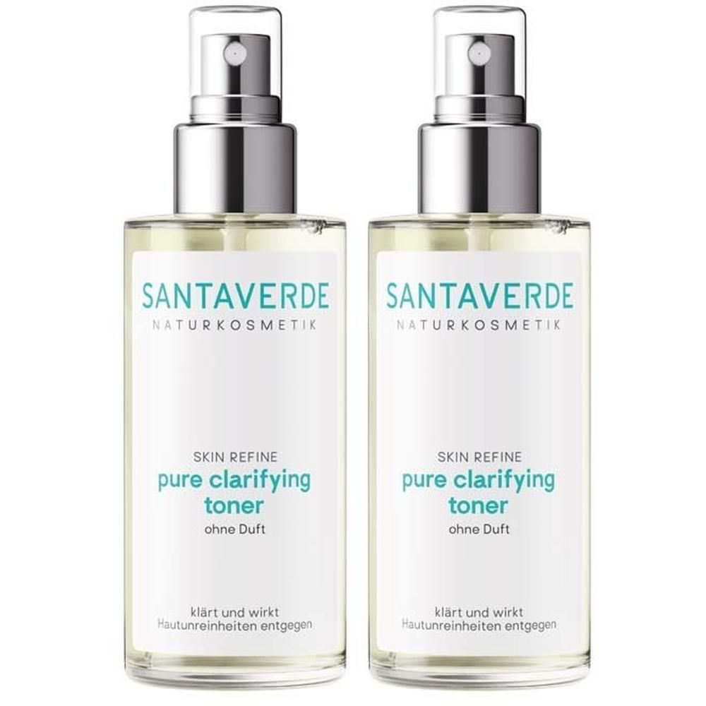 Zwei Flaschen SANTAVERDE Toner. Klare Flüssigkeit in Glasflaschen mit Sprühkopf. Aufschrift: pure clarifying toner.