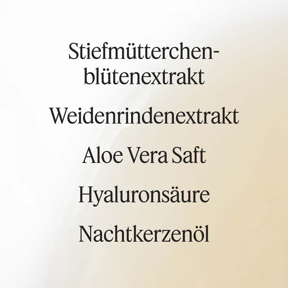 Text auf beigem Hintergrund. Auflistung von Inhaltsstoffen: Stiefmütterchenblütenextrakt, Weidenrindenextrakt, Aloe Vera Saft, Hyaluronsäure, Nachtkerzenöl.