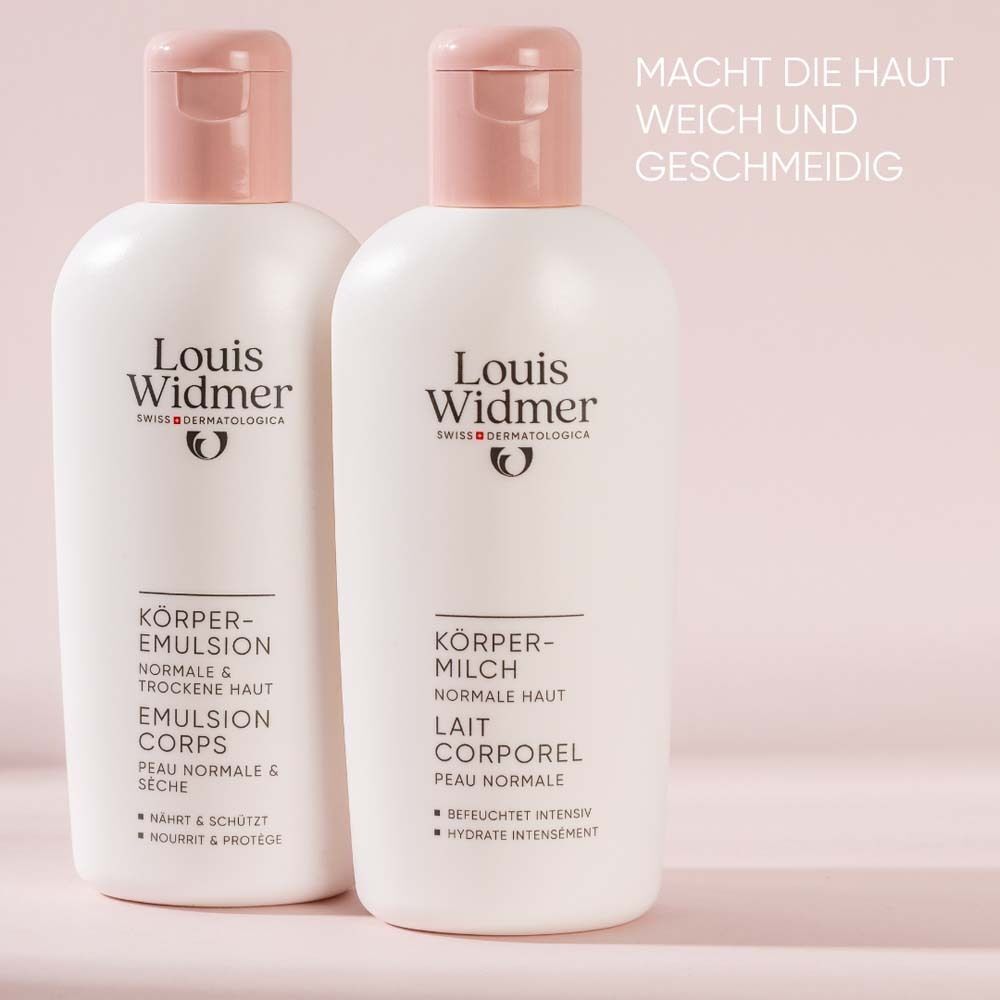 Zwei weiße Flaschen mit rosa Deckel. Aufschrift: Louis Widmer, Körpermilch, Normale Haut, Lait Corporel, Peau Normale. Text: Macht die Haut weich und geschmeidig.