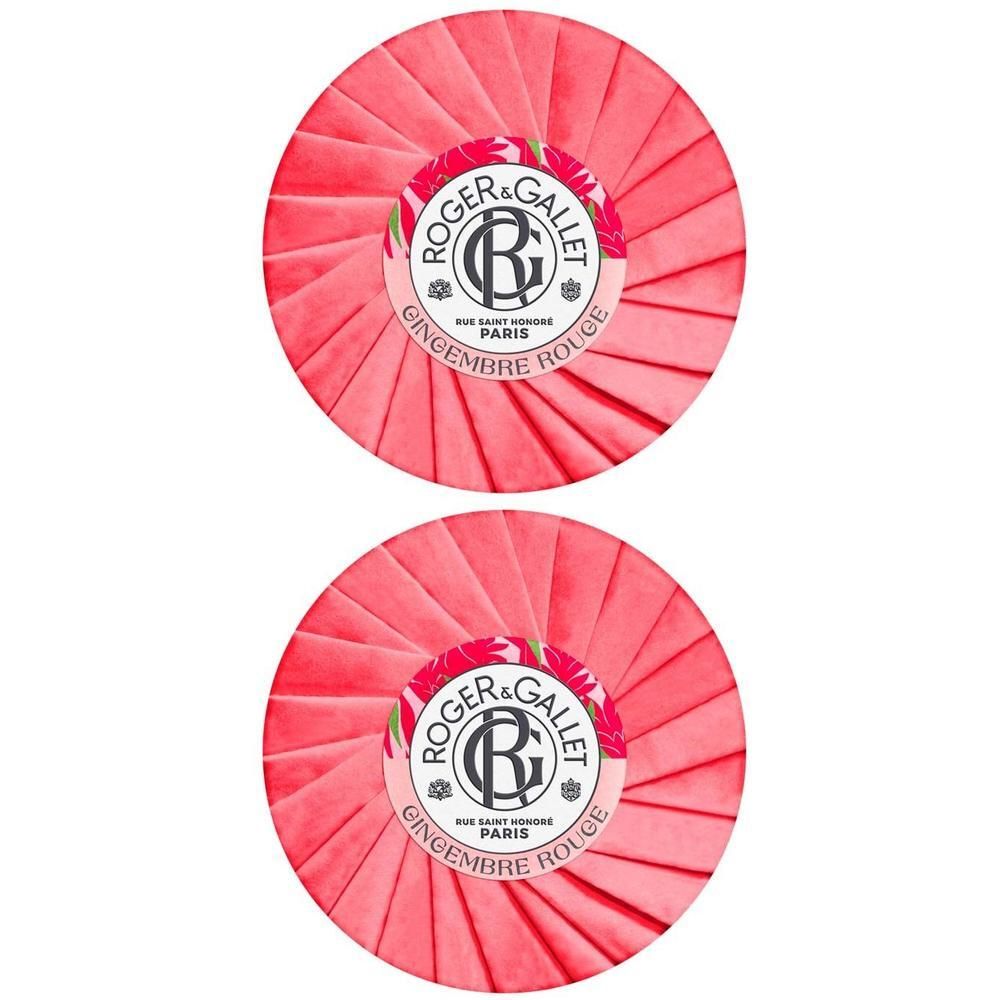 Zwei runde, rote Seifen mit Faltpapier. Auf jeder Seife ist das Logo von Roger & Gallet und der Schriftzug "Gingembre Rouge" zu sehen.