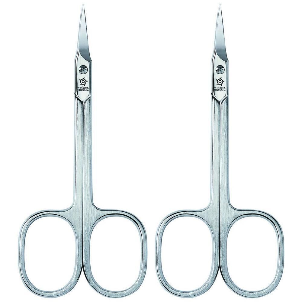 Zwei gebogene Nagelscheren aus Metall. Griffe mit runden Öffnungen. Klingen spitz zulaufend. Logo auf den Griffen.