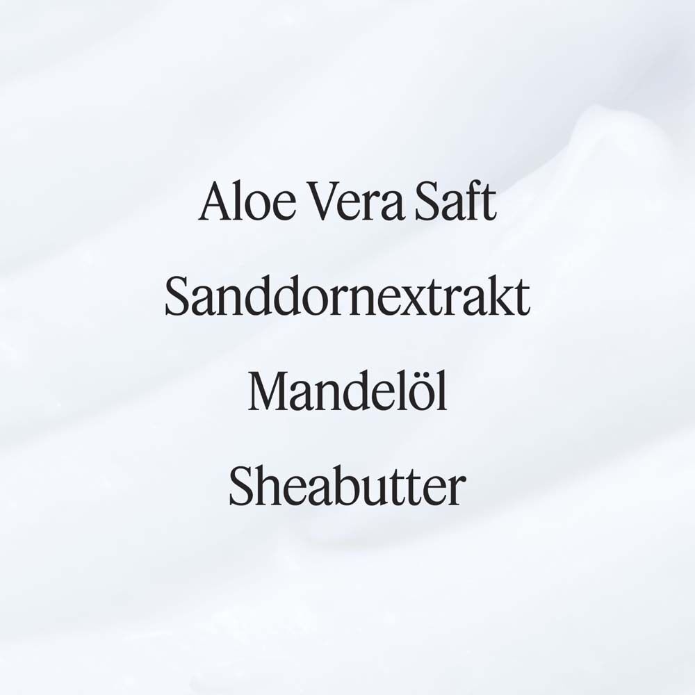 Text auf weißem Hintergrund: Aloe Vera Saft, Sanddornextrakt, Mandelöl, Sheabutter.