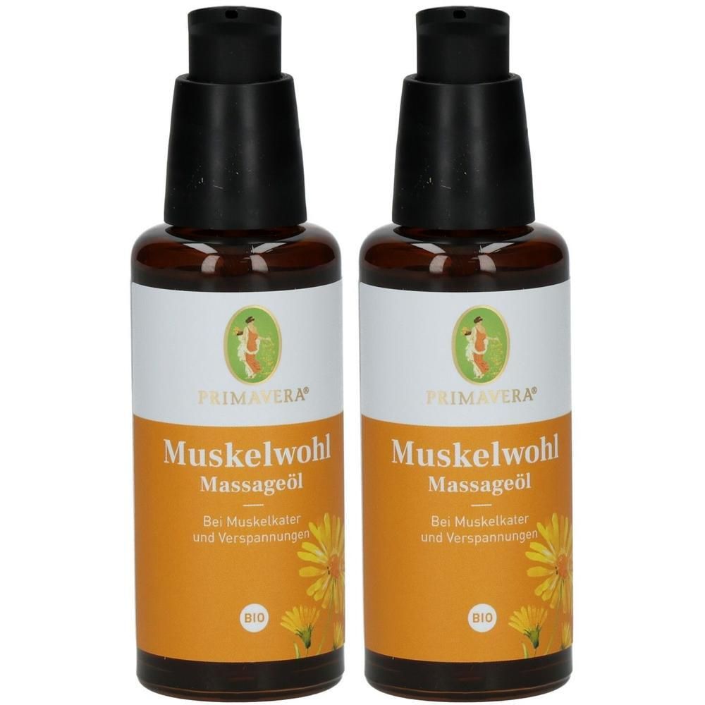Zwei Flaschen Muskelwohl Massageöl Bio. Braune Glasflaschen mit schwarzem Pumpkopf. Etikett mit Produktname, Logo und Bio-Siegel.