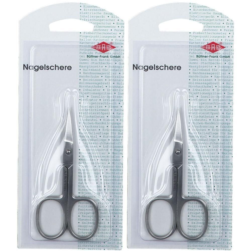 Zwei Nagelscheren in Blisterverpackung. Gerade Klingen, silberfarben. Auf der Verpackung steht "Nagelschere".