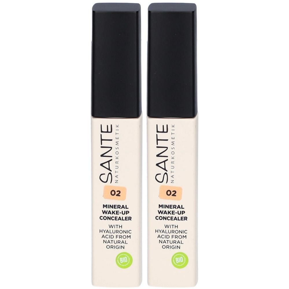 Zwei Mineral Wake-up Concealer. Aufschrift: SANTE Naturkosmetik, 02, Mineral Wake-up Concealer, Hyaluronsäure aus natürlichem Ursprung. Bio-Siegel.