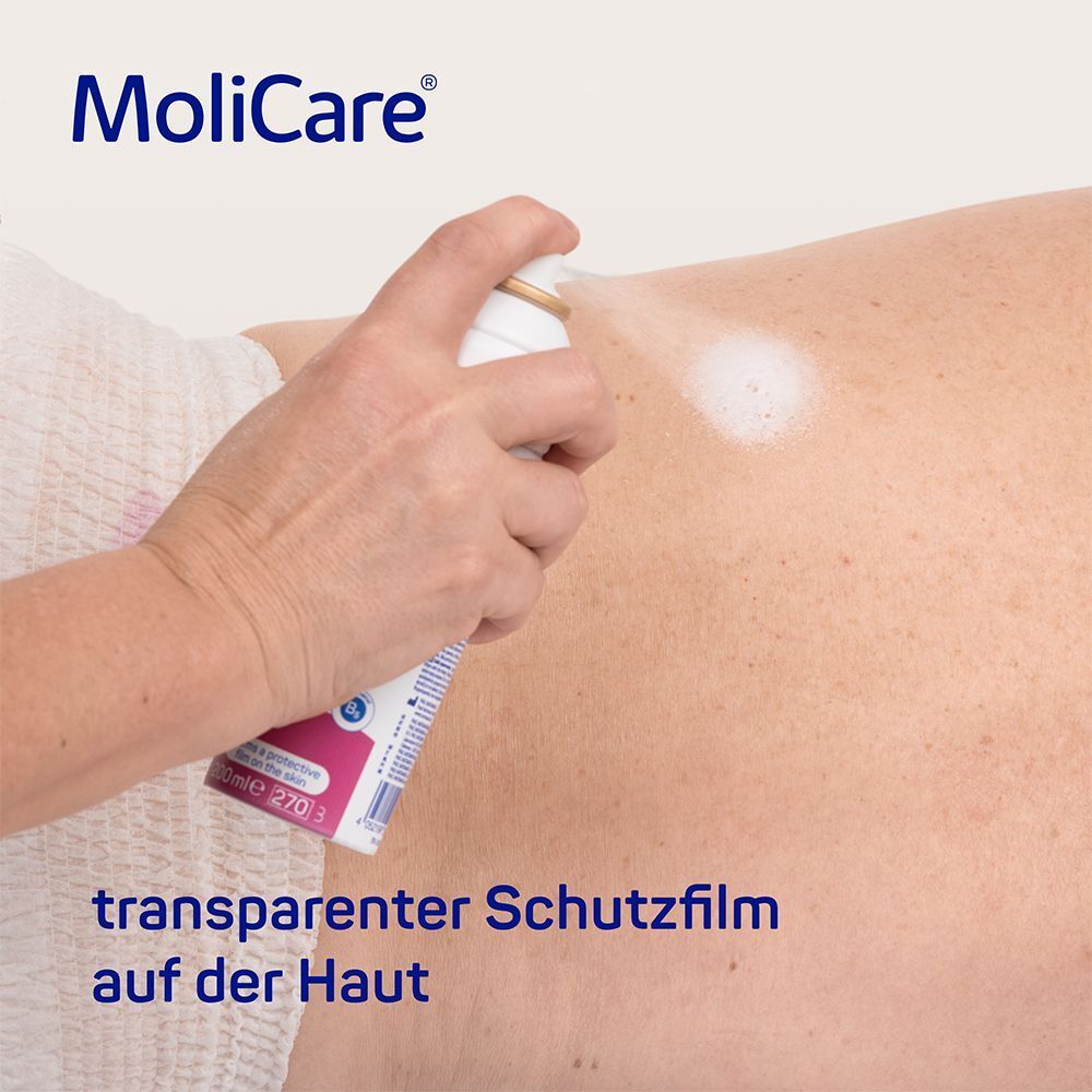 Hand sprüht MoliCare Skin auf Haut. Text: transparenter Schutzfilm auf der Haut.