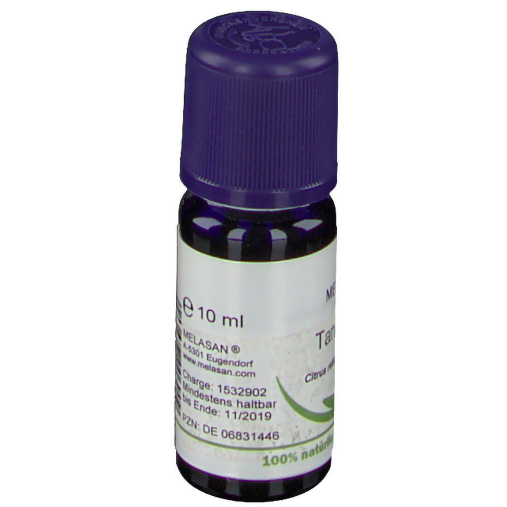 MELASAN® Tangerine Flasche. Aufschrift: MELASAN, 10 ml, Chargennummer, Mindesthaltbarkeit. Etikett mit Inhaltsangabe und Warnhinweisen.
