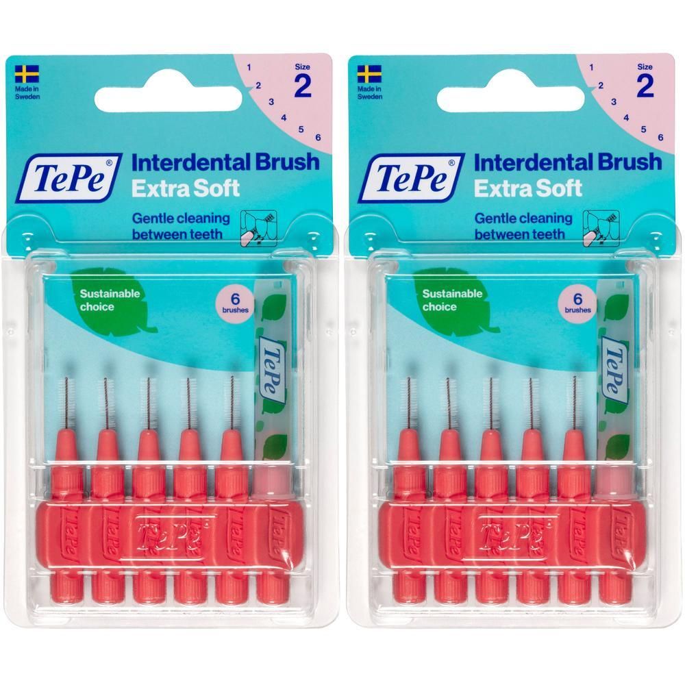 Zwei Packungen TePe Interdentalbürsten Extra Soft, rot. Jede Packung enthält 6 Bürsten. Verpackung mit Produktnamen und Größenangabe.