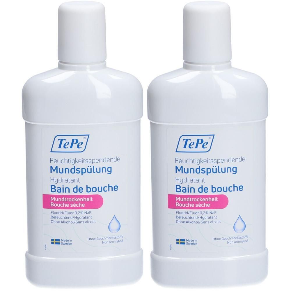 Zwei weiße Flaschen mit Mundspülung. Aufschrift: TePe, Feuchtigkeitsspendende Mundspülung, Hydratant, Bain de bouche. Rosa Etikett.