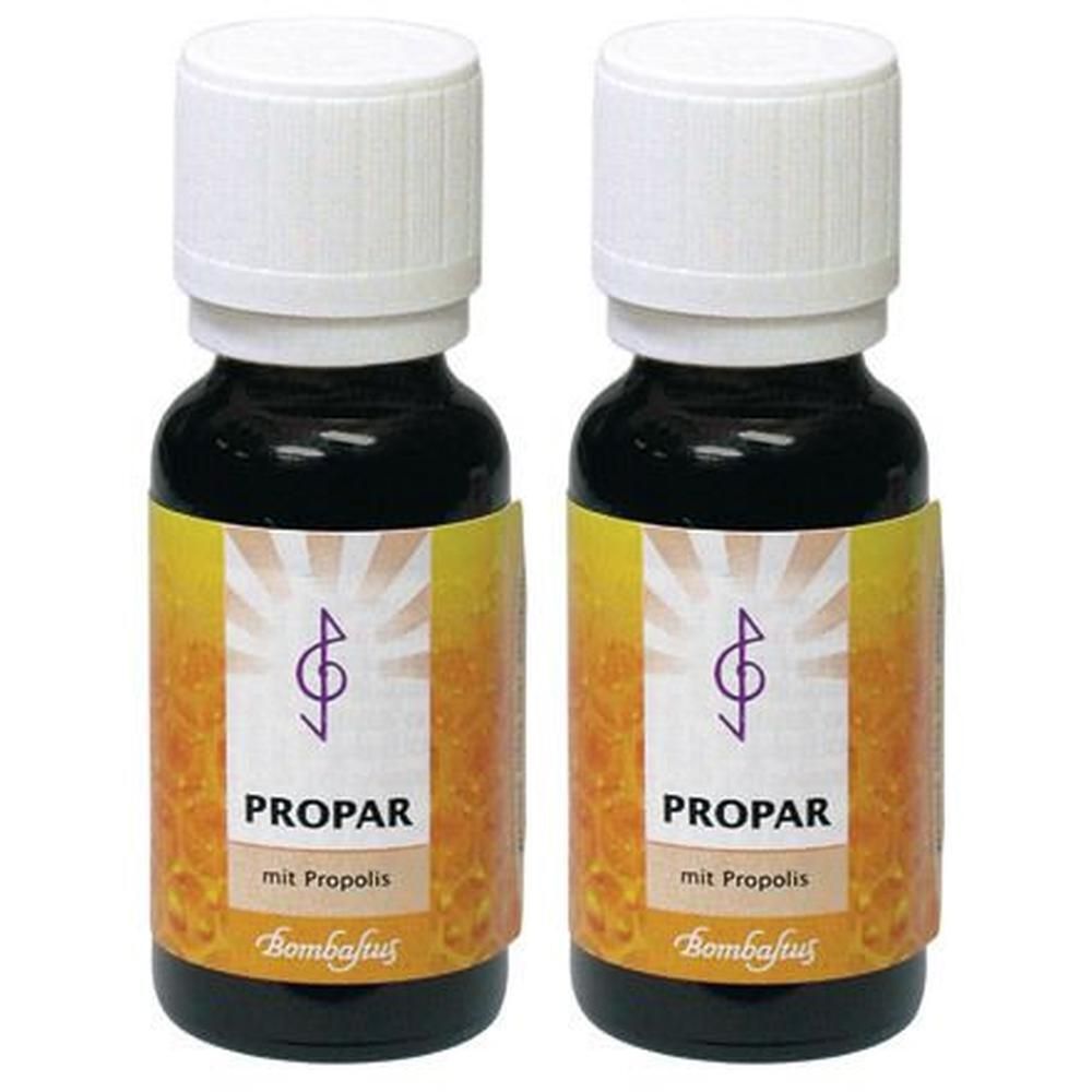 Zwei braune Glasflaschen mit weißen Deckeln. Etikett mit Schriftzug PROPAR, darunter "mit Propolis" und Logo. Marke Bombastus.