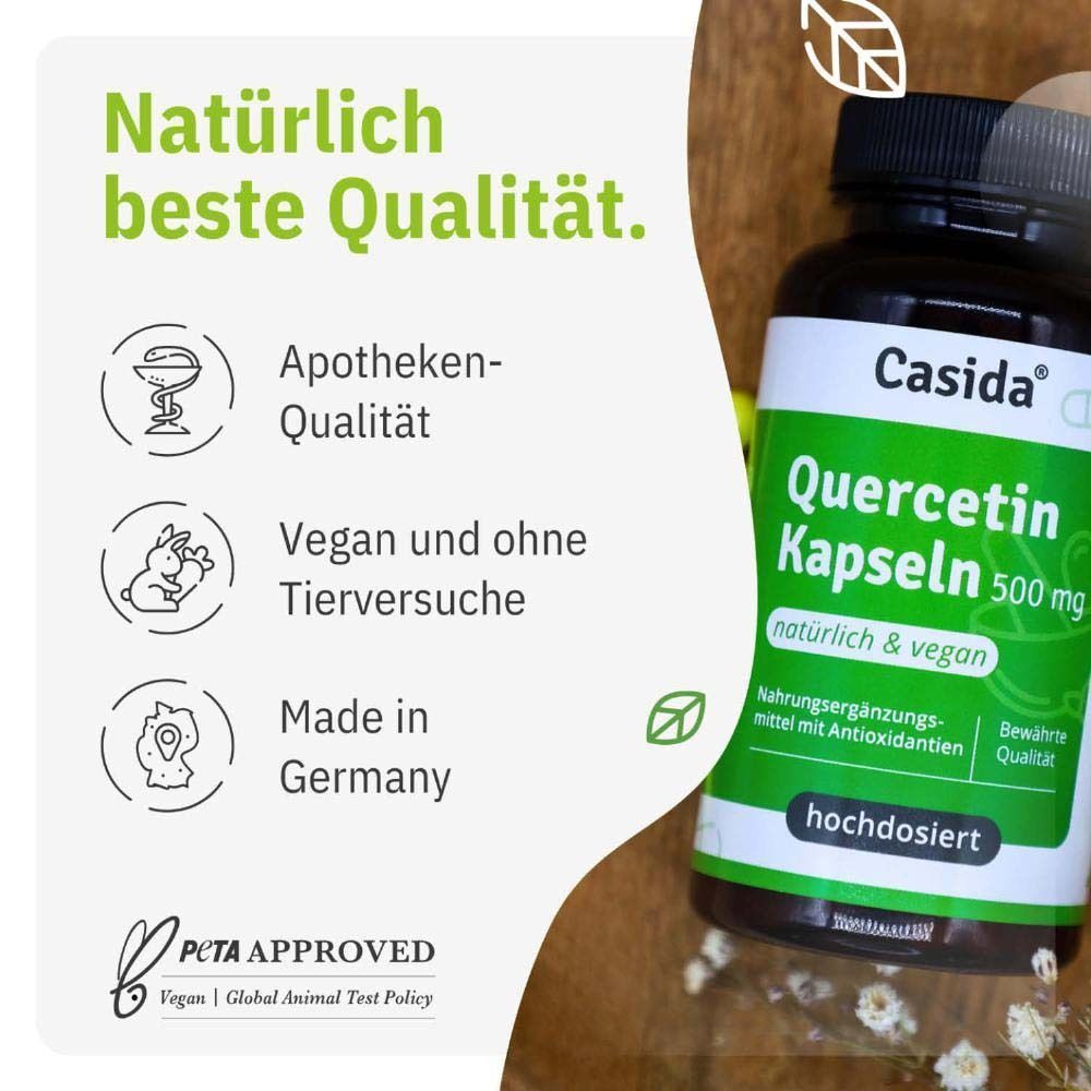 Eine braune Flasche mit schwarzem Deckel. Auf dem Etikett steht "Casida", "Quercetin Kapseln 500 mg", "natürlich & vegan". Text: "Natürlich beste Qualität".