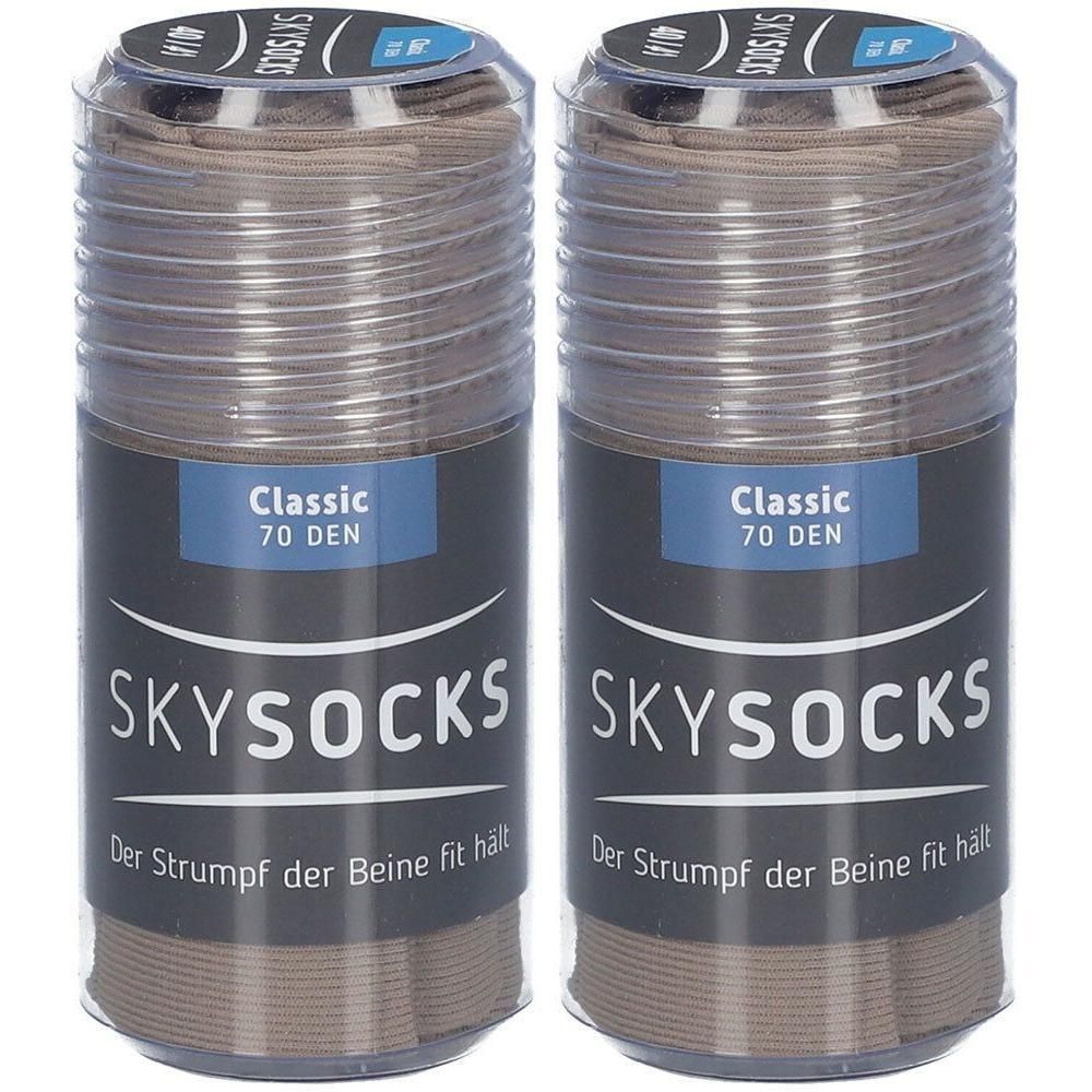Zwei Packungen SKYSOCKS Classic 70den AD. Beige Strümpfe in zylindrischen Behältern. Aufschrift: SKYSOCKS, Classic 70 DEN.