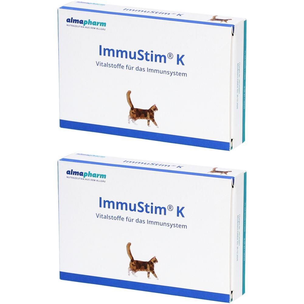 Zwei weiße Kartons mit der Aufschrift "ImmuStim K". Darunter steht "Vitalstoffe für das Immunsystem". Ein braunes Katzen-Symbol ist abgebildet.