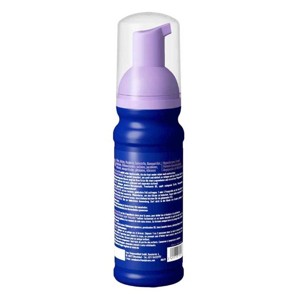 Blaue Flasche DOUXO® SPA Trockenshampoo für Katzen. Lila Pumpaufsatz. Rückseite mit Produktinformationen.
