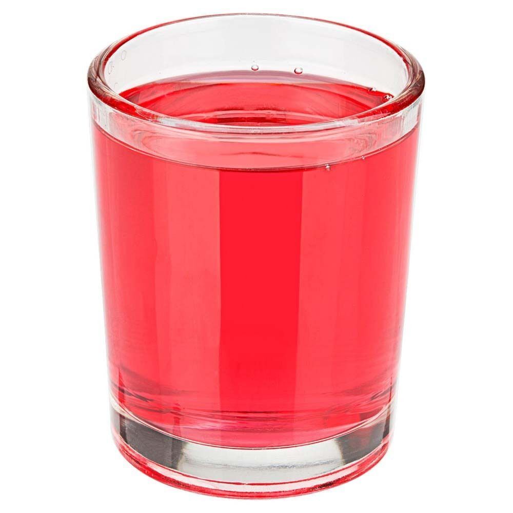 Glas mit roter Flüssigkeit. Klar. Zylindrische Form.