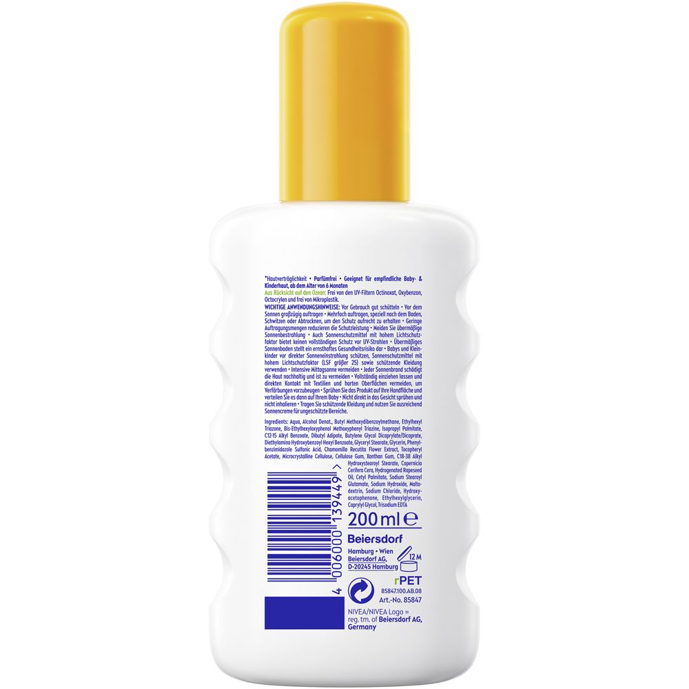 Rückseite der Nivea Sun Babies & Kids Sensitive Schutz LSF 50+ Flasche mit Inhaltsstoffen und Barcode.