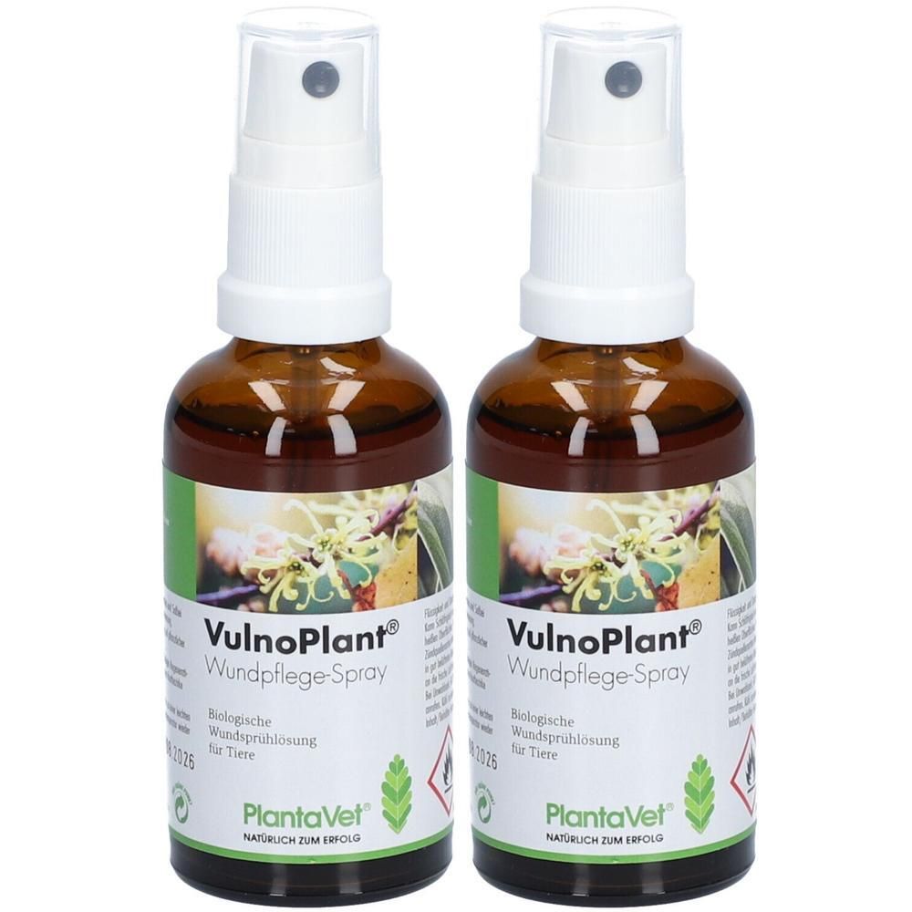 Zwei braune Sprühflaschen VulnoPlant Wundpflege-Spray für Tiere mit weißen Sprühköpfen und Etiketten.