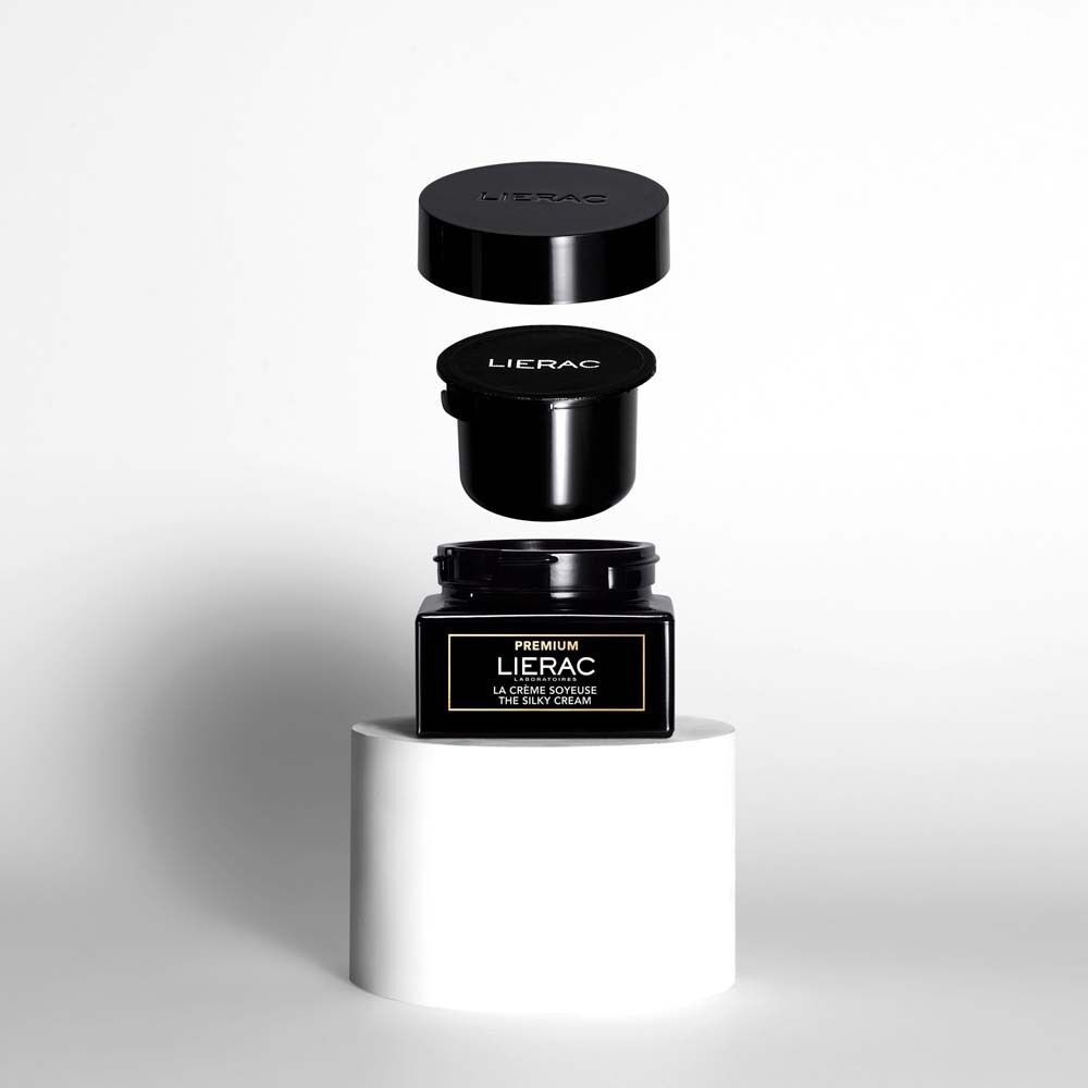 LIERAC Premium Seidige Creme Nachfüllpackung, zerlegt in Behälter, Deckel und Dose.