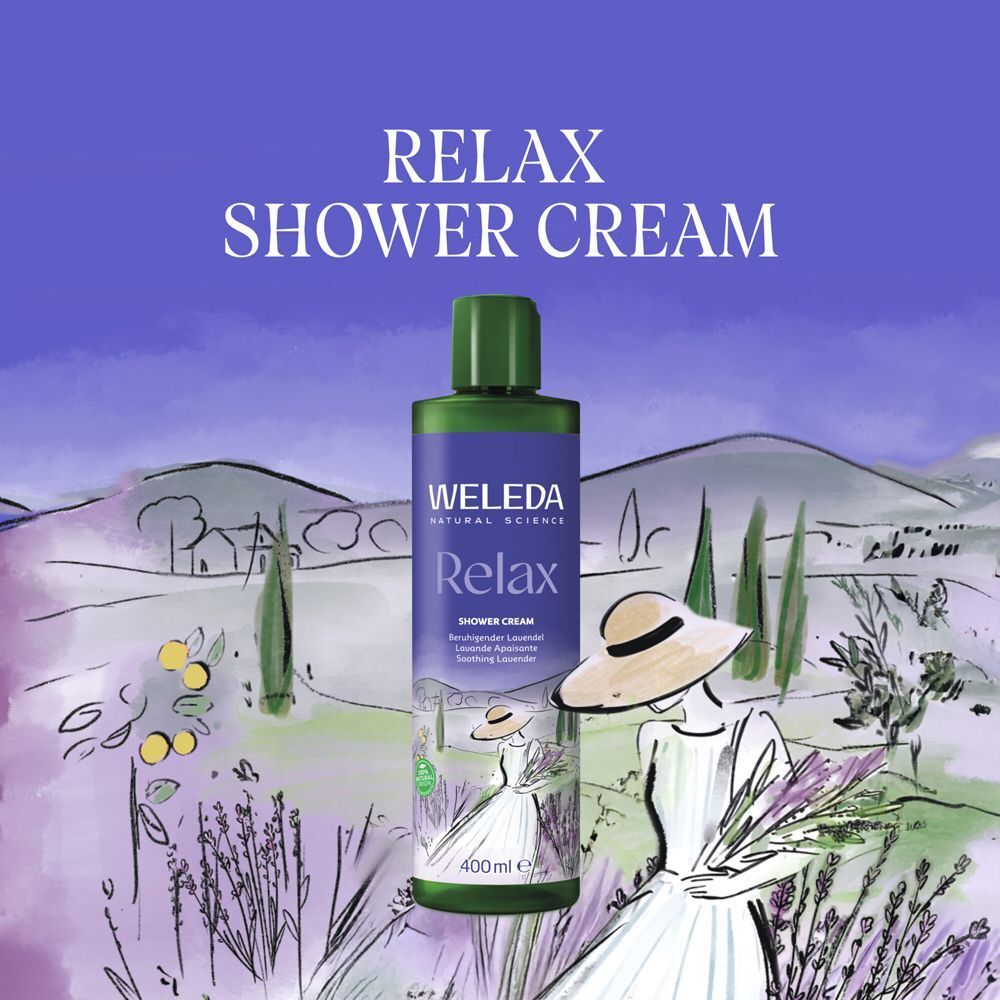 Weleda Relax Duschcreme Lavendel 400ml in einer Landschaft mit Lavendelfeldern.
