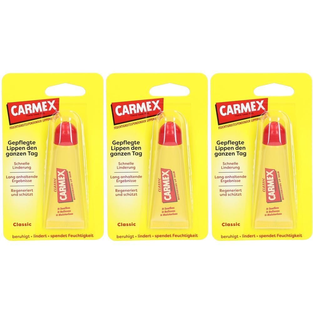Drei Carmex Classic Lippenbalsam-Tuben in gelber Verpackung. Jede Tube hat einen roten Verschluss.