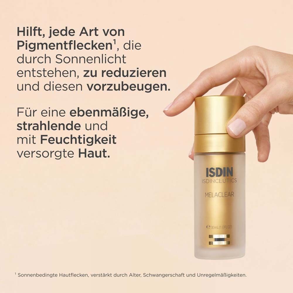 Goldene Flasche ISDIN ISDINCEUTICS Melaclear Serum mit Text über Pigmentflecken.