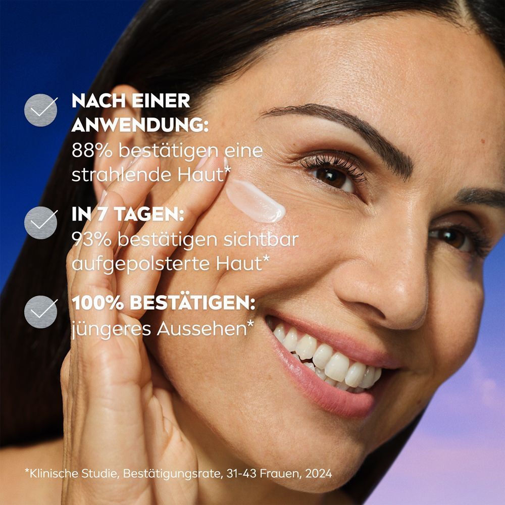 Frau mit Serum auf der Wange, Text über Ergebnisse nach Anwendung.