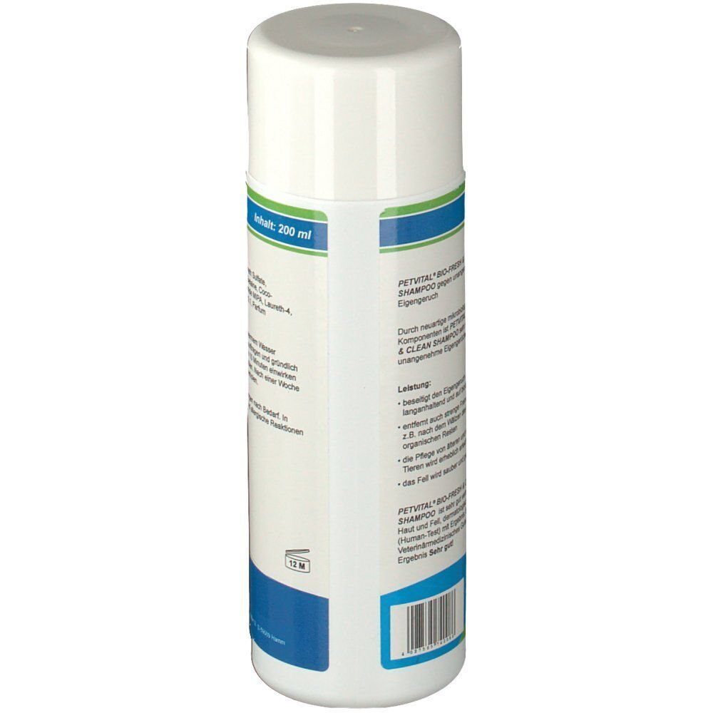 Rückseite einer Flasche Canina PETVITAL Bio-Fresh & Clean Shampoo mit Barcode und Produktinformationen.