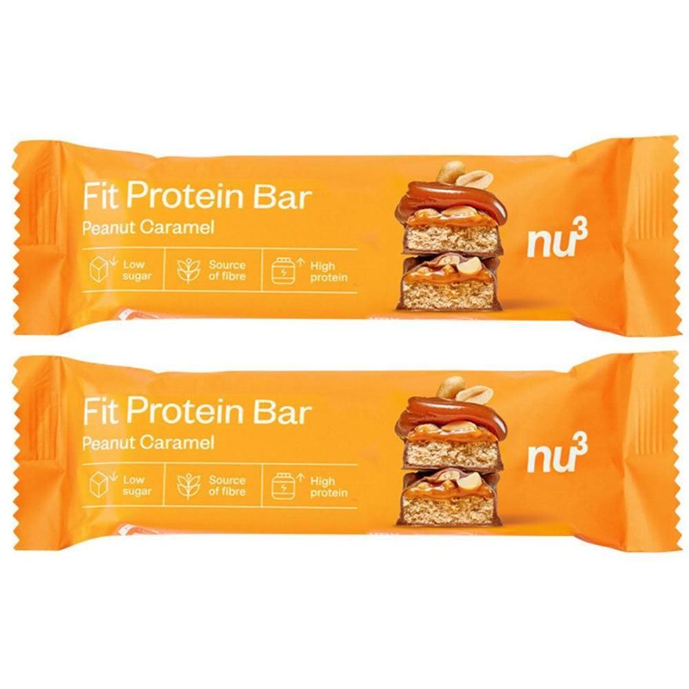 Zwei nu3 Fit Protein Riegel, Peanut Caramel, mit Abbildung des Riegels und Hinweisen zu Low Sugar, Source of Fibre, High Protein.