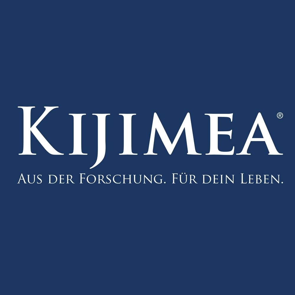 Blauer Hintergrund mit weißem Kijimea® Logo und Text: Aus der Forschung. Für dein Leben.