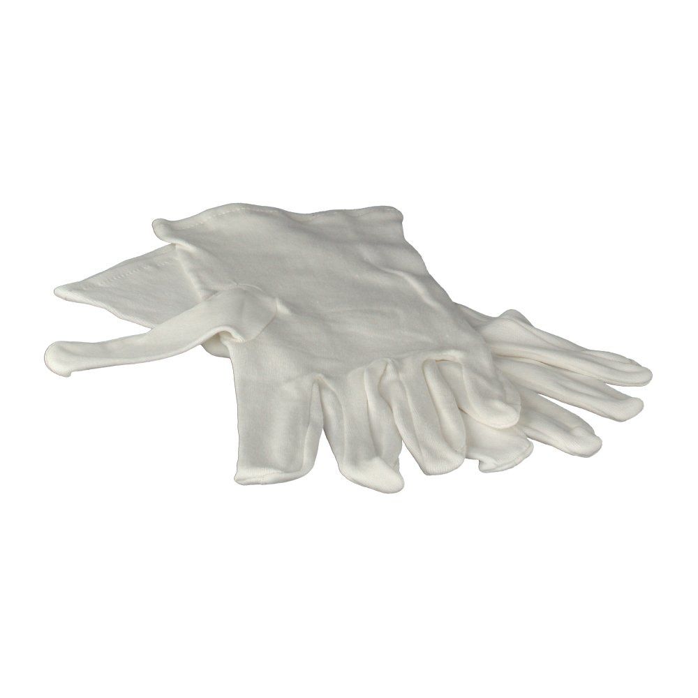 Zwei weiße Zwirnhandschuhe, Größe 15, liegen übereinander. Baumwollstoff.