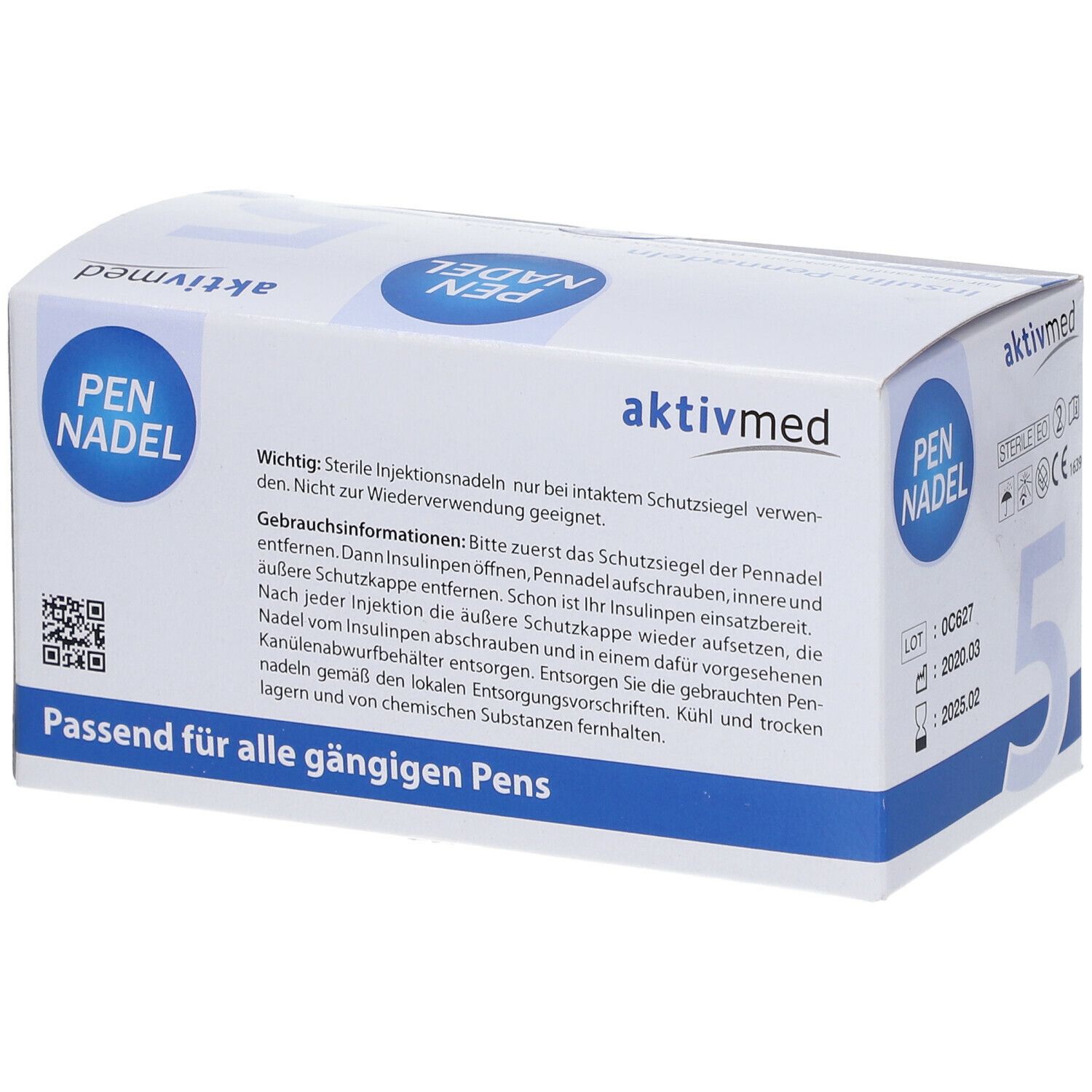 Rückseite eines weißen Kartons mit blauer Aufschrift PEN NADEL und aktivmed Logo. Gebrauchsinformationen und QR-Code.