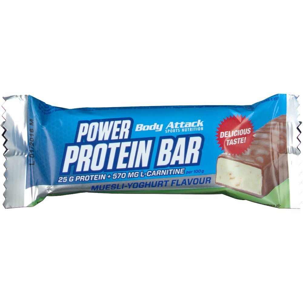 Proteinriegel in blauer Verpackung. Text: Power Protein Bar, 25g Protein, 570 mg L-Carnitin. Müsli-Joghurt Geschmack. Mit Abbildung.