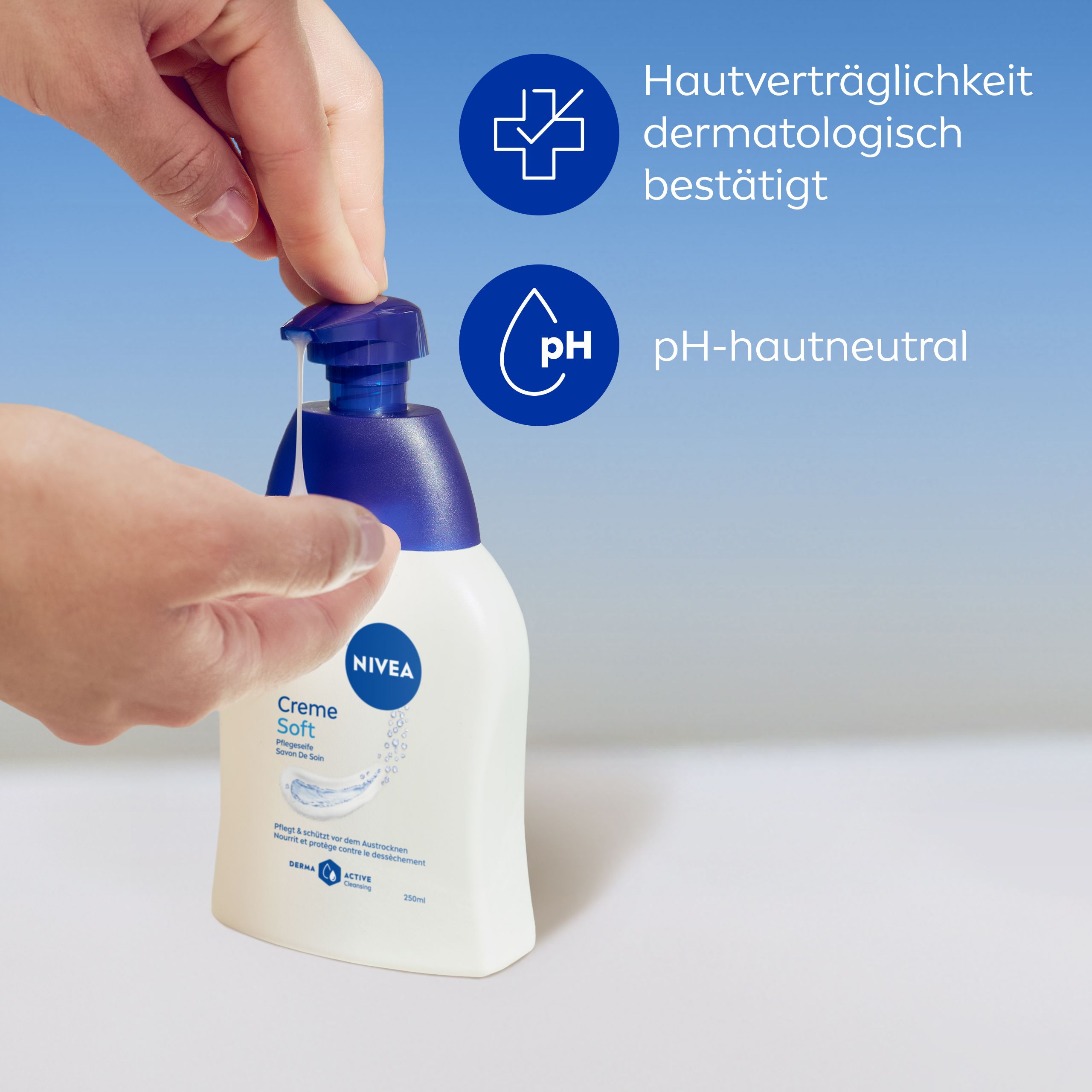 Nivea Creme Soft Spender mit blauer Pumpe. Dermatologisch bestätigt, pH-hautneutral.
