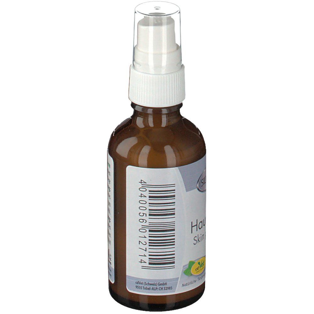 Braune Glasflasche mit Sprühkopf. Aufschrift: SILVER AID Hautschutz Skin protection. Rückseite mit Barcode und Herstellerinformationen.