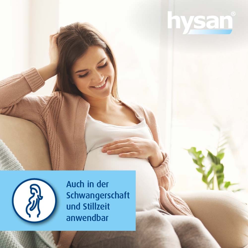 Schwangere Frau sitzt, Hand auf Bauch. Text: Auch in der Schwangerschaft und Stillzeit anwendbar. Logo: Baby in blauem Kreis.