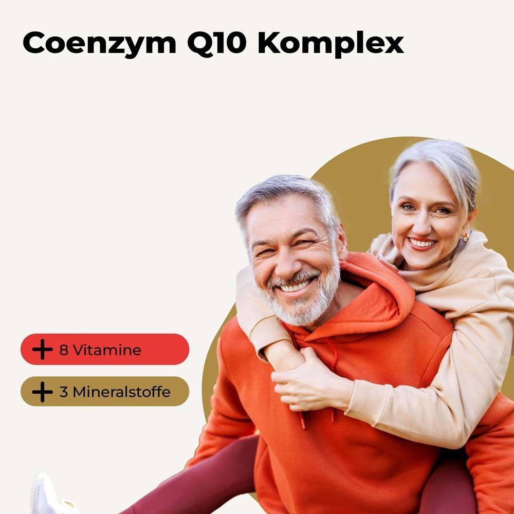 Älteres Paar umarmt sich. Text: Coenzym Q10 Komplex. 8 Vitamine und 3 Mineralstoffe. Hintergrund goldfarben.