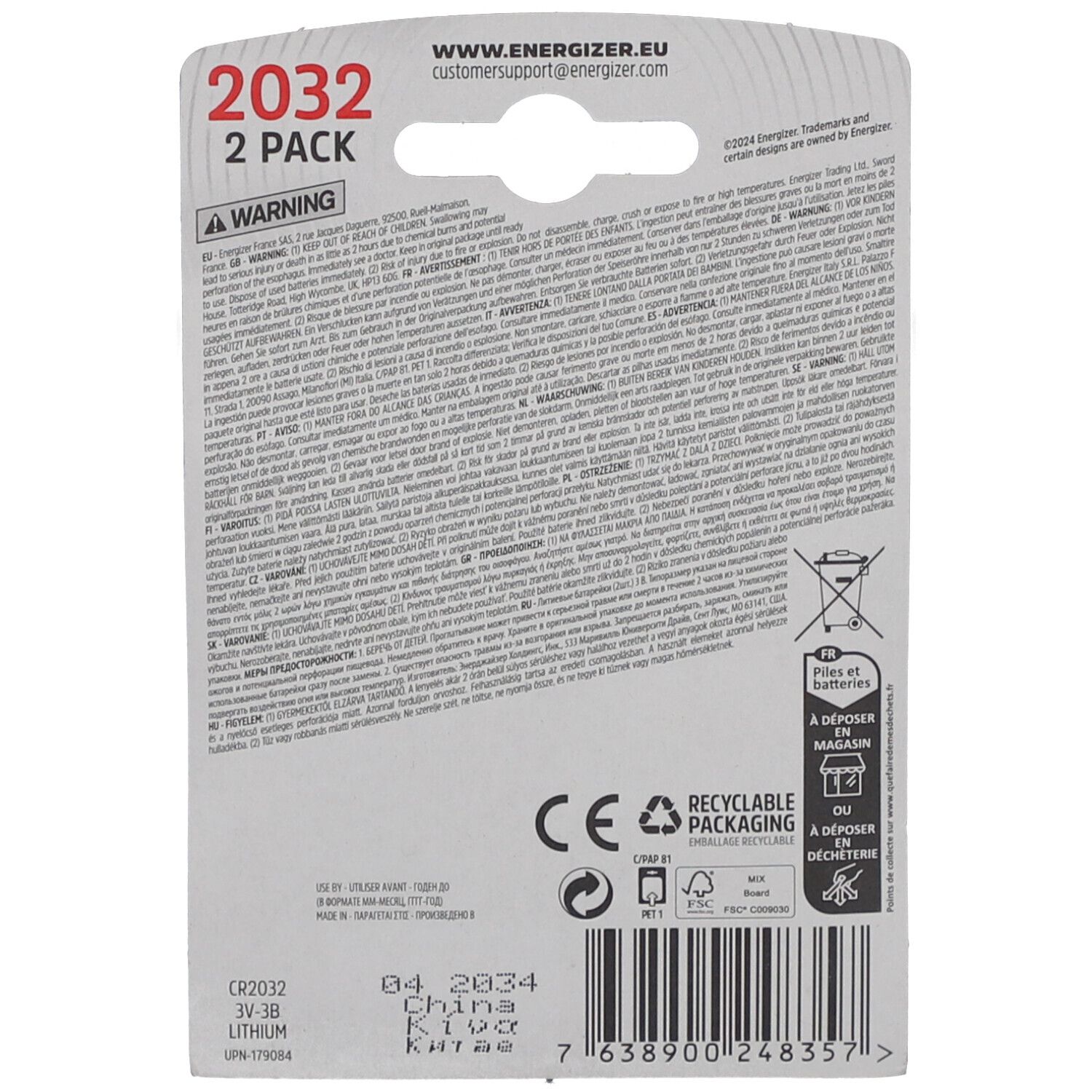 Rückseite der Energizer Lithium CR2032 Batteriepackung. Informationen, Warnhinweise, Recycling-Symbole und CE-Kennzeichnung.