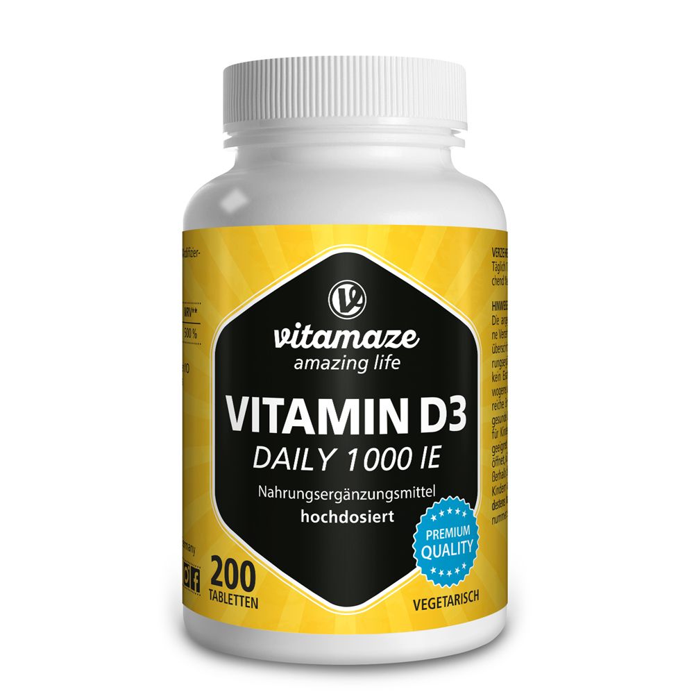 Weiße Flasche mit gelbem Etikett. Aufschrift: Vitamaze Vitamin D3 1.000 IE, 200 Tabletten. Premium Quality.