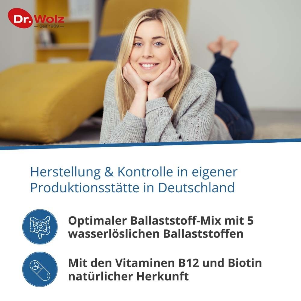 Frau liegt auf Sofa. Text: Herstellung & Kontrolle in Deutschland. Optimaler Ballaststoff-Mix. Mit Vitaminen B12 und Biotin.