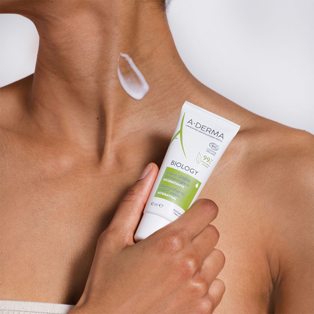 A-Derma BIOLOGY leichte dermatologische Feuchtigkeitscreme, 40ml. 99% natürliche Inhaltsstoffe, COSMOS ORGANIC zertifiziert.