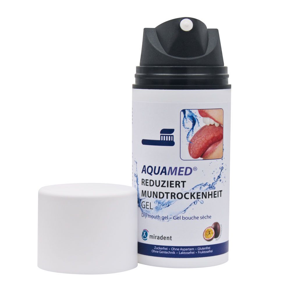 Zylindrische Flasche mit schwarzem Sprühkopf und weißem Deckel. Aufschrift: AQUAMED, reduziert Mundtrockenheit, Gel. Abbildung: Zunge.
