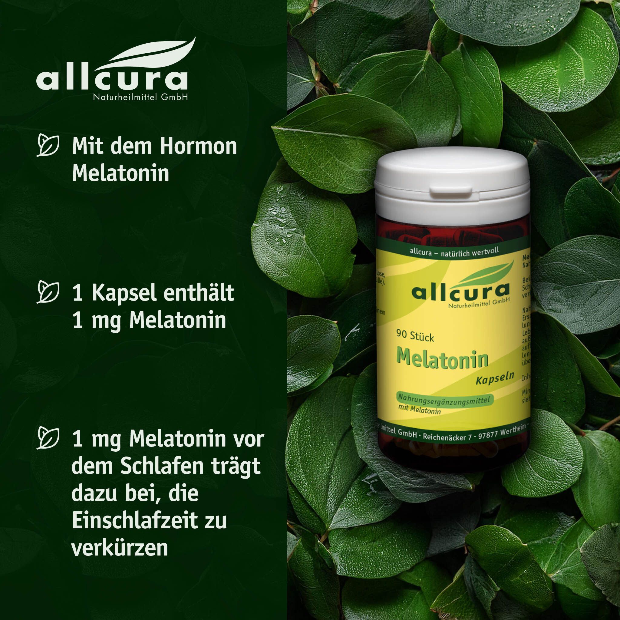 Braune Dose mit weißem Deckel, umgeben von Blättern. Text: allcura, Melatonin Kapseln. 1 Kapsel enthält 1 mg Melatonin.