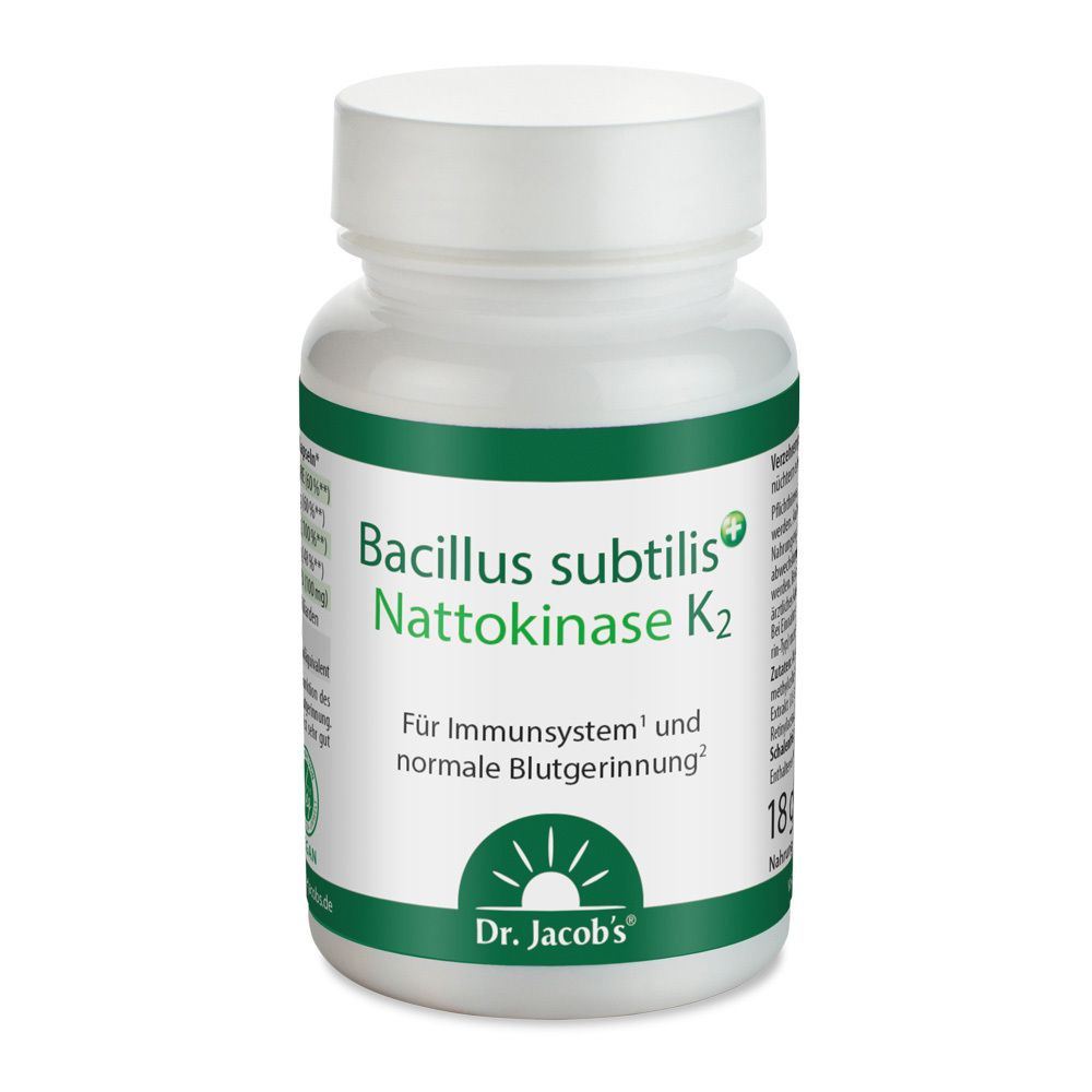 Weiße Flasche mit grünen Etiketten. Aufschrift: Bacillus subtilis Nattokinase K2. Marke: Dr. Jacob's.